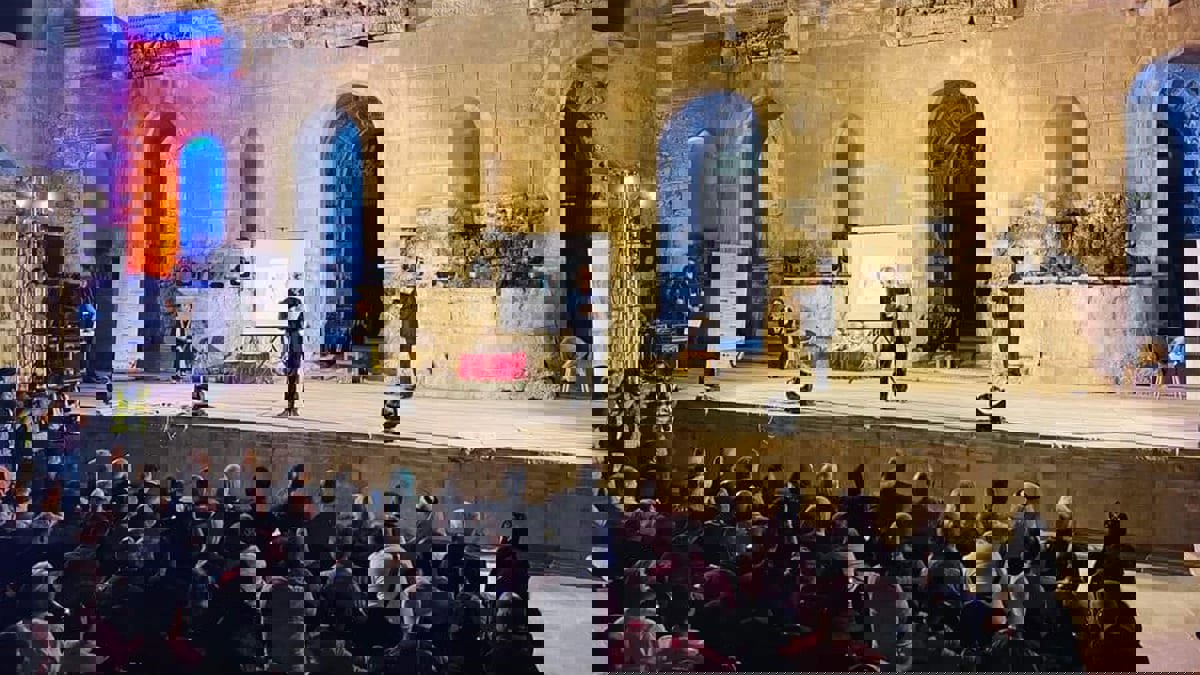  في دورته الثانية.. تواصل عروض "مسرح الرحالة للفضاءات المفتوحة" في الأردن