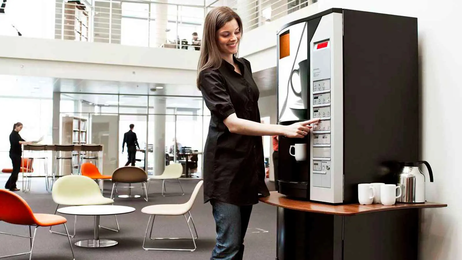 دراسة مثيرة للقلق.. القهوة في مكان العمل خطر على صحة القلب