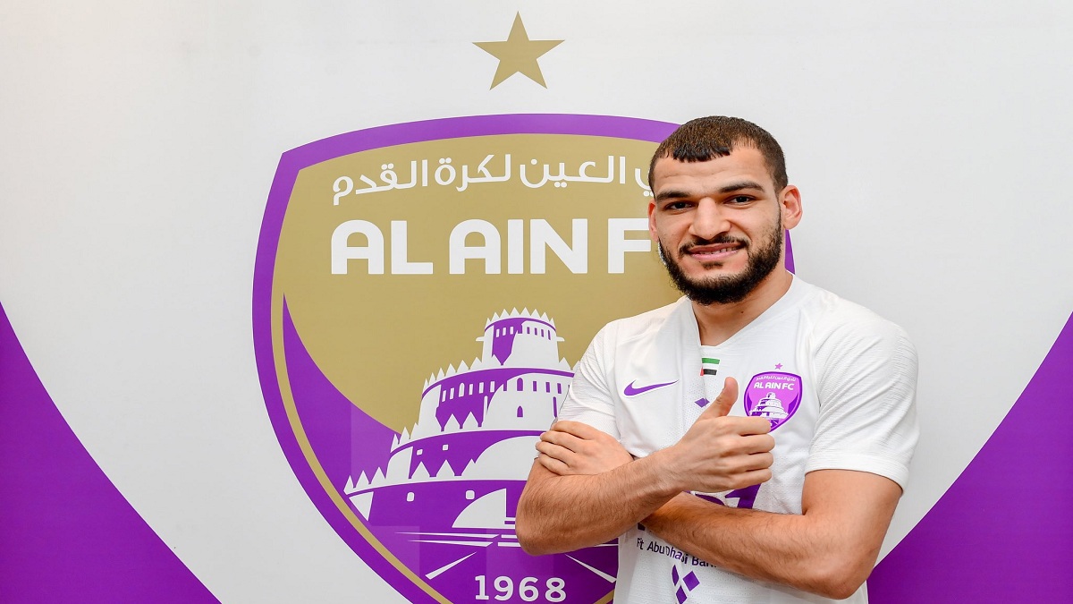 نادي العين الإماراتي يجدد عقد مهاجمه جمال معروف حتى 2023 (شاهد)