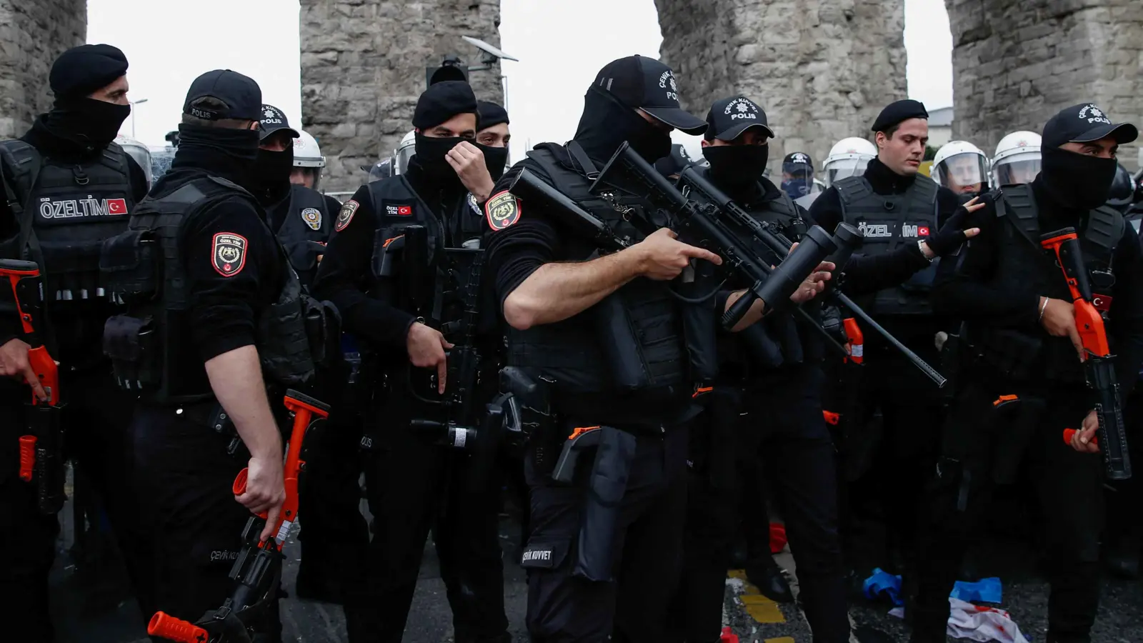 تركيا تكشف هوية مطلقي النار على القنصلية العراقية