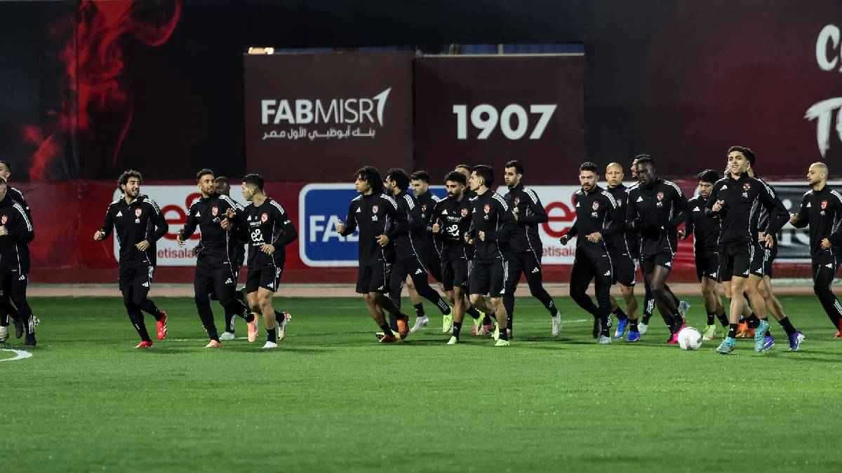 الموعد والقنوات الناقلة والتشكيل المتوقع لمواجهة الأهلي وطلائع الجيش 