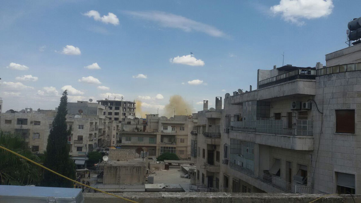 مقتل 11 شخصًا جراء قصف للنظام السوري على محافظة إدلب