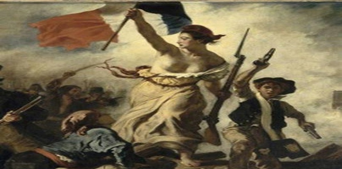 رئيس الوزراء الفرنسي: ماريان عارية الثدي لأنها حرة