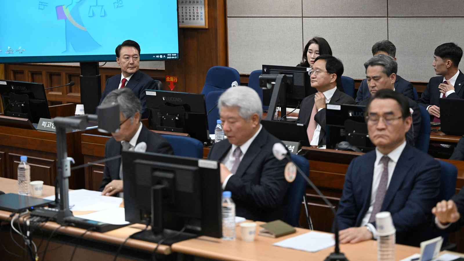 بعد "التمرد".. توجيه تهمة جديدة لرئيس كوريا الجنوبية السابق