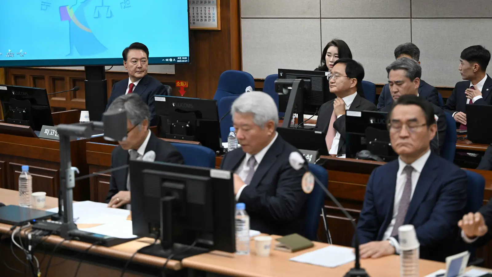 بعد "التمرد".. توجيه تهمة جديدة لرئيس كوريا الجنوبية السابق