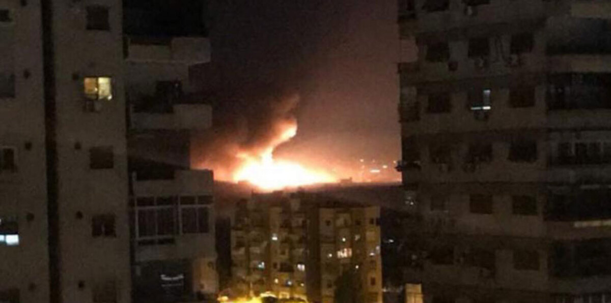 شاهد كيف أصبح مطار المزة العسكري في دمشق بعد تعرضه لانفجارات ضخمة