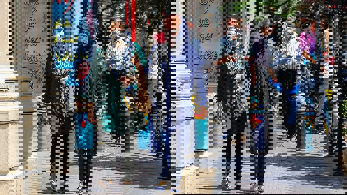 مسؤول: تزايد أعداد الإيرانيات المتقدمات لتغيير الجنس مقارنة بالرجال