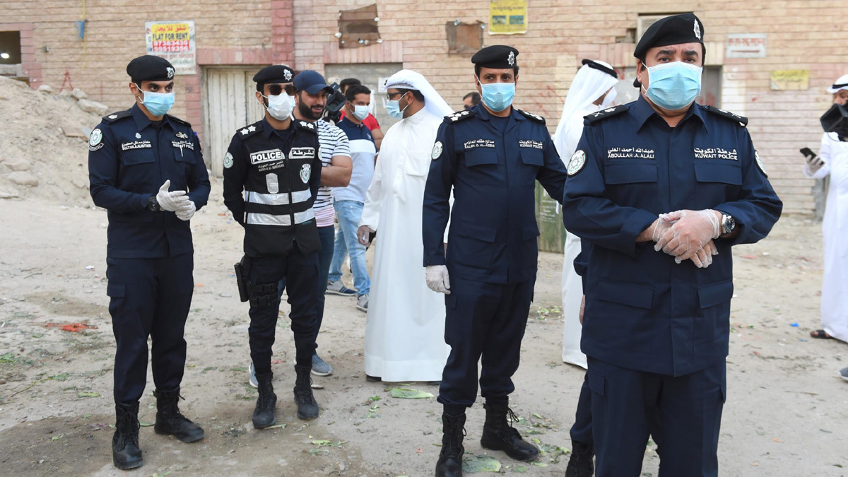 الكويت.. فتاة تلقي بنفسها من الطابق الثاني هربا من "حجز عائلتها"