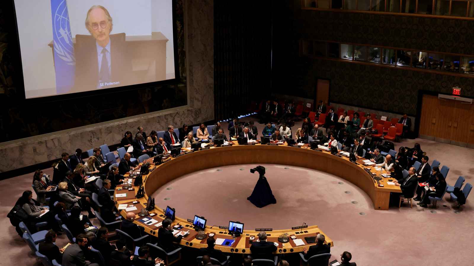 بمرجعية 2254.. مجلس الأمن يدعو إلى عملية سياسية شاملة في سوريا