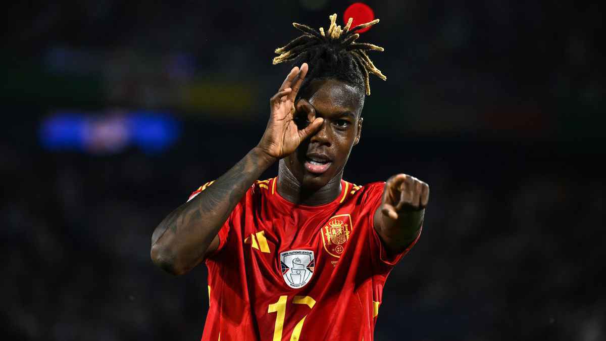 برشلونة يتلقى تبرعا على "تيك توك" لحسم صفقة نيكو ويليامز (صور)