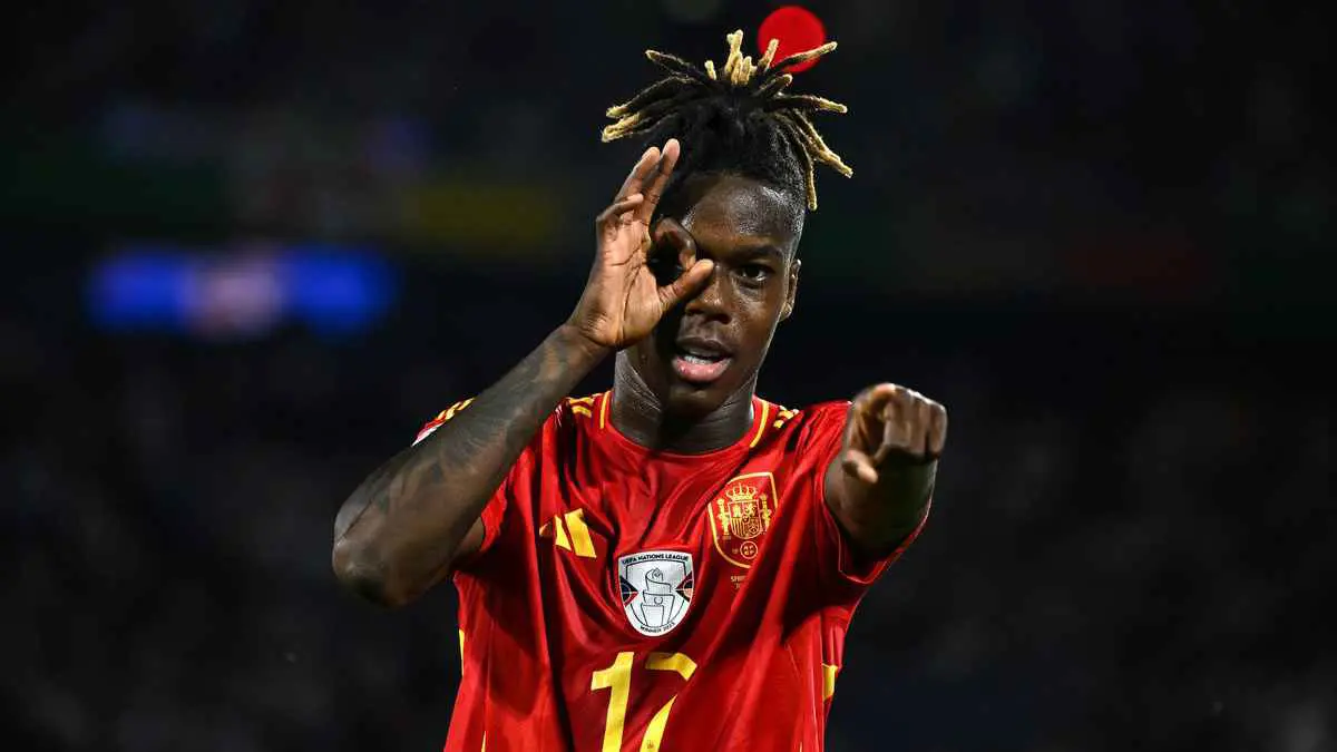 برشلونة يتلقى تبرعا على "تيك توك" لحسم صفقة نيكو ويليامز (صور)