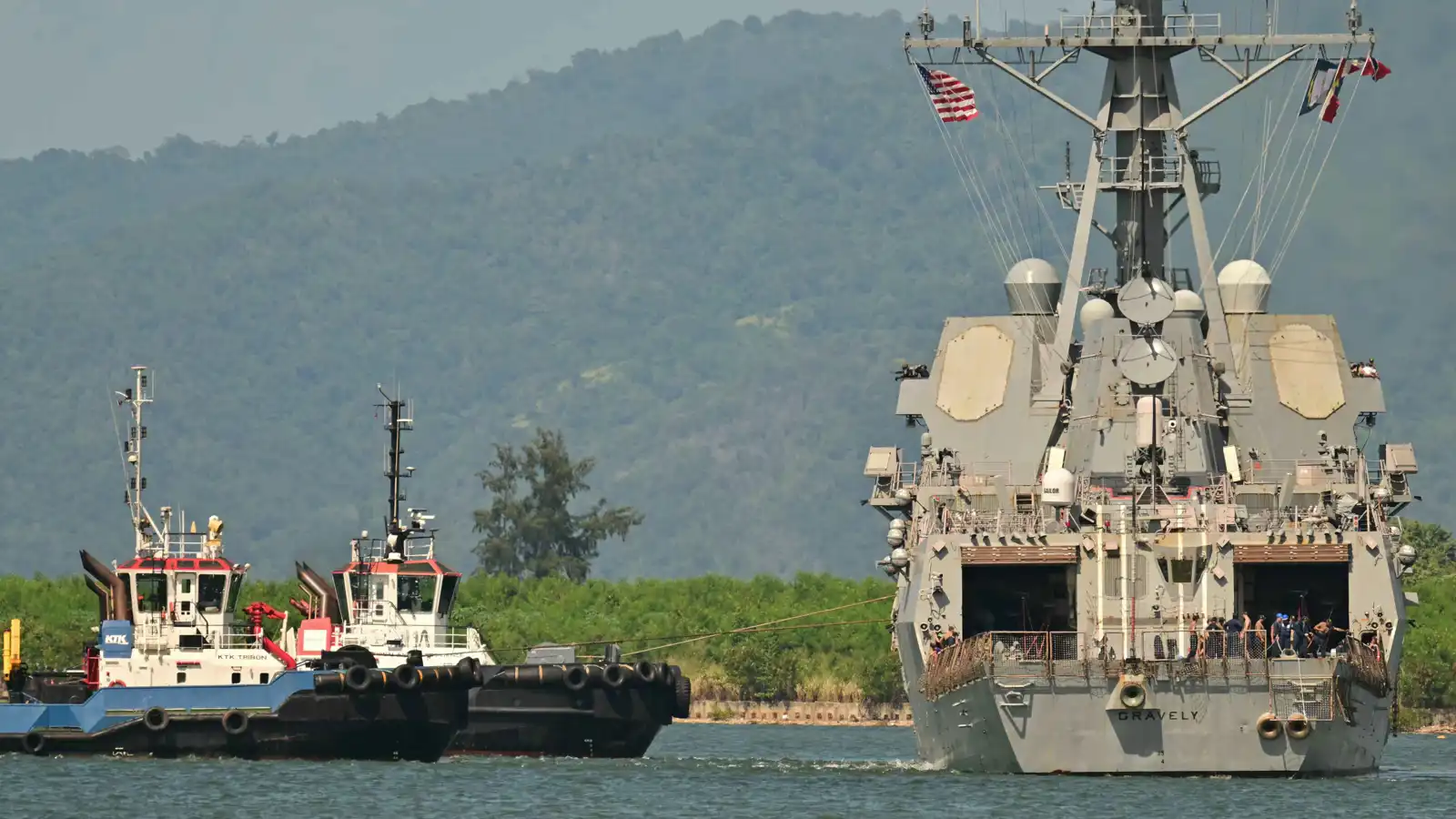 استطلاع: غالبية الأمريكيين يعارضون التدخل العسكري في فنزويلا