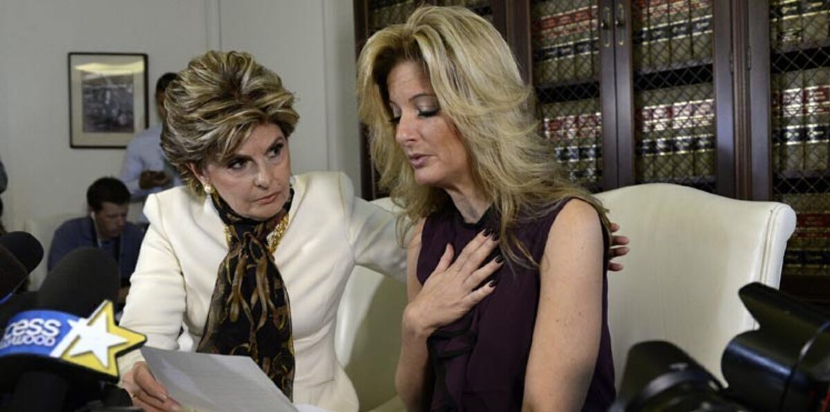 سمر زيرفوس.. حسناء قابلت ترامب لفرصة عمل فحصلت على قبلة قادتها للفراش