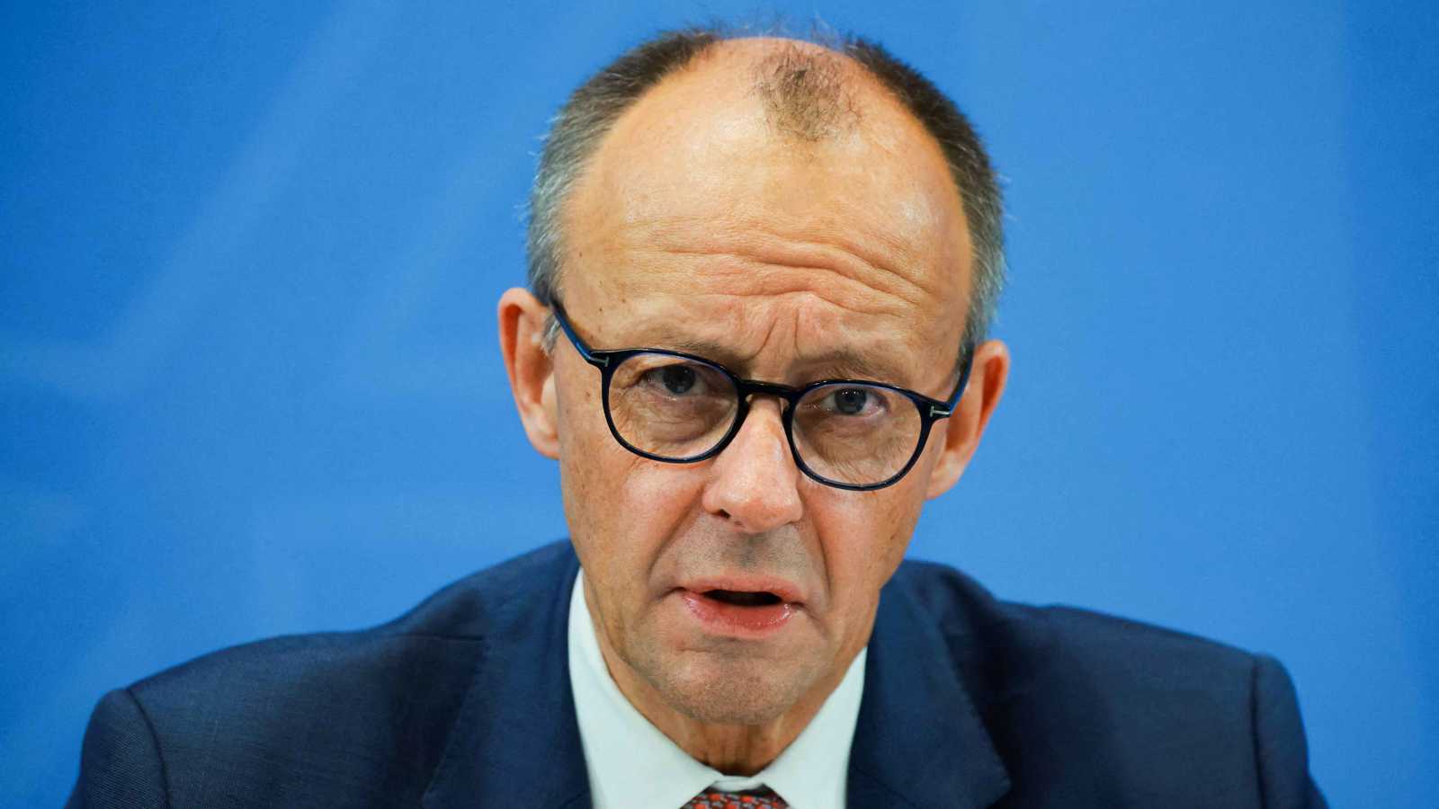 "لا مبرر للبقاء".. المستشار الألماني يدعو إلى ترحيل لاجئين سوريين لبلادهم