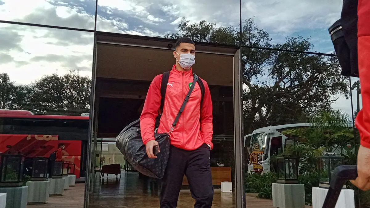 زكرياء أبو خلال يؤكد تلقيه تهديدات بسبب تفضيله اللعب للمنتخب المغربي على حساب ليبيا