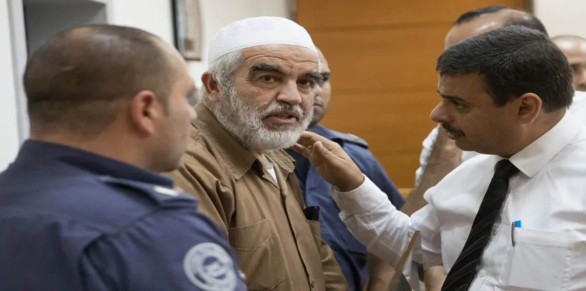 إسرائيل توافق على الإفراج المشروط عن الشيخ رائد صلاح