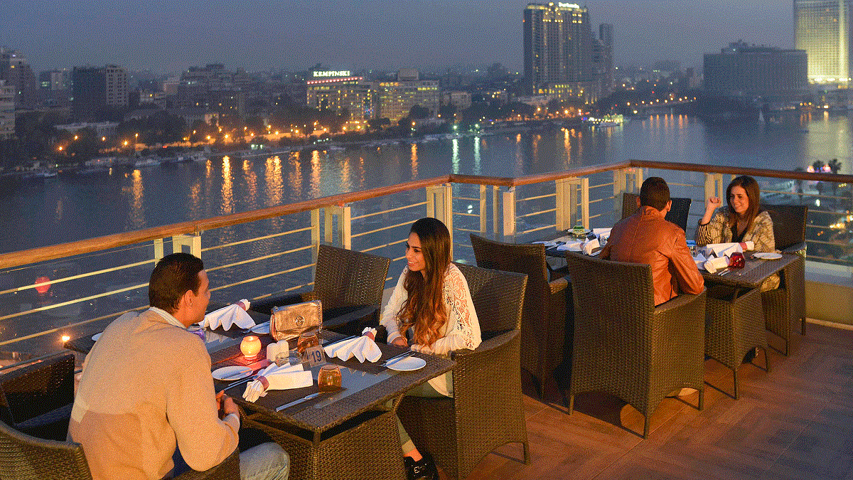 "الأزهر" والكنيسة تحاربان الطلاق في مصر