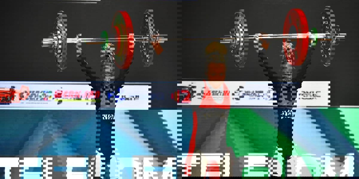 تونس.. بطلة العالم لرفع الأثقال مهددة بالإقصاء من الأولمبياد بسبب المنشطات 