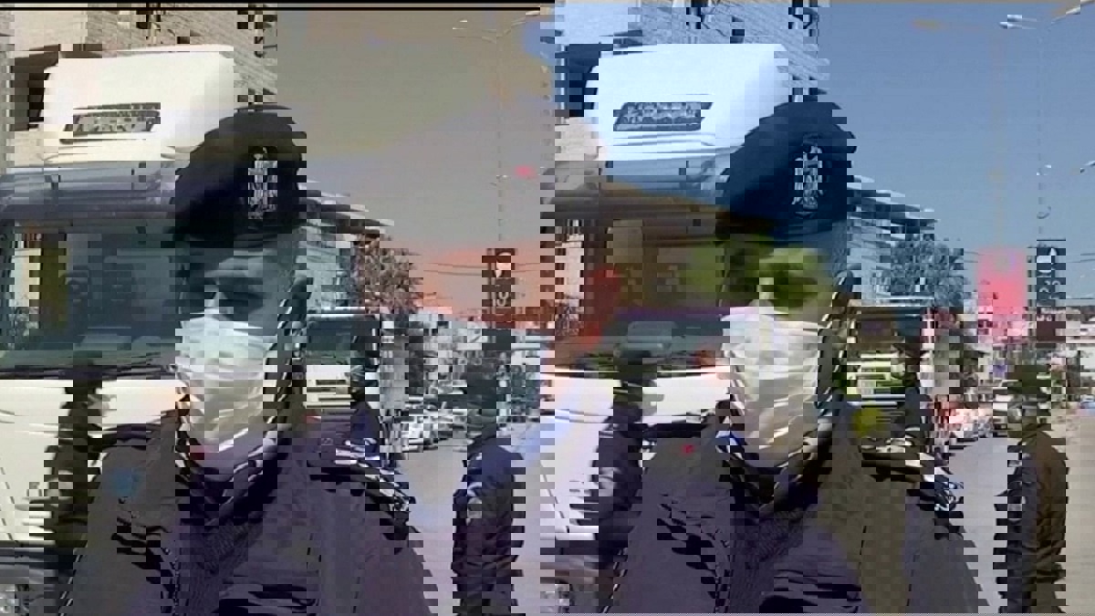 طرائف "كورونا".. هرب من الحجر لرؤية خطيبته فحجر عليها وعلى أسرتها