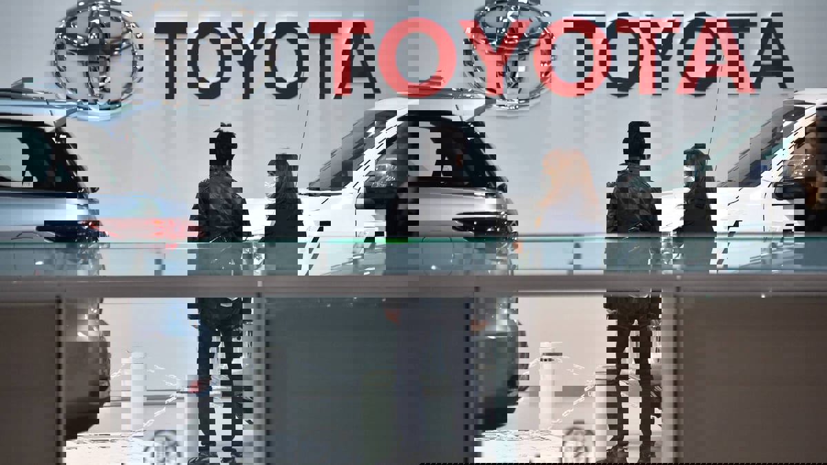 تويوتا تقلص الإنتاج بأحد مصانعها في اليابان بسبب تفشي كورونا