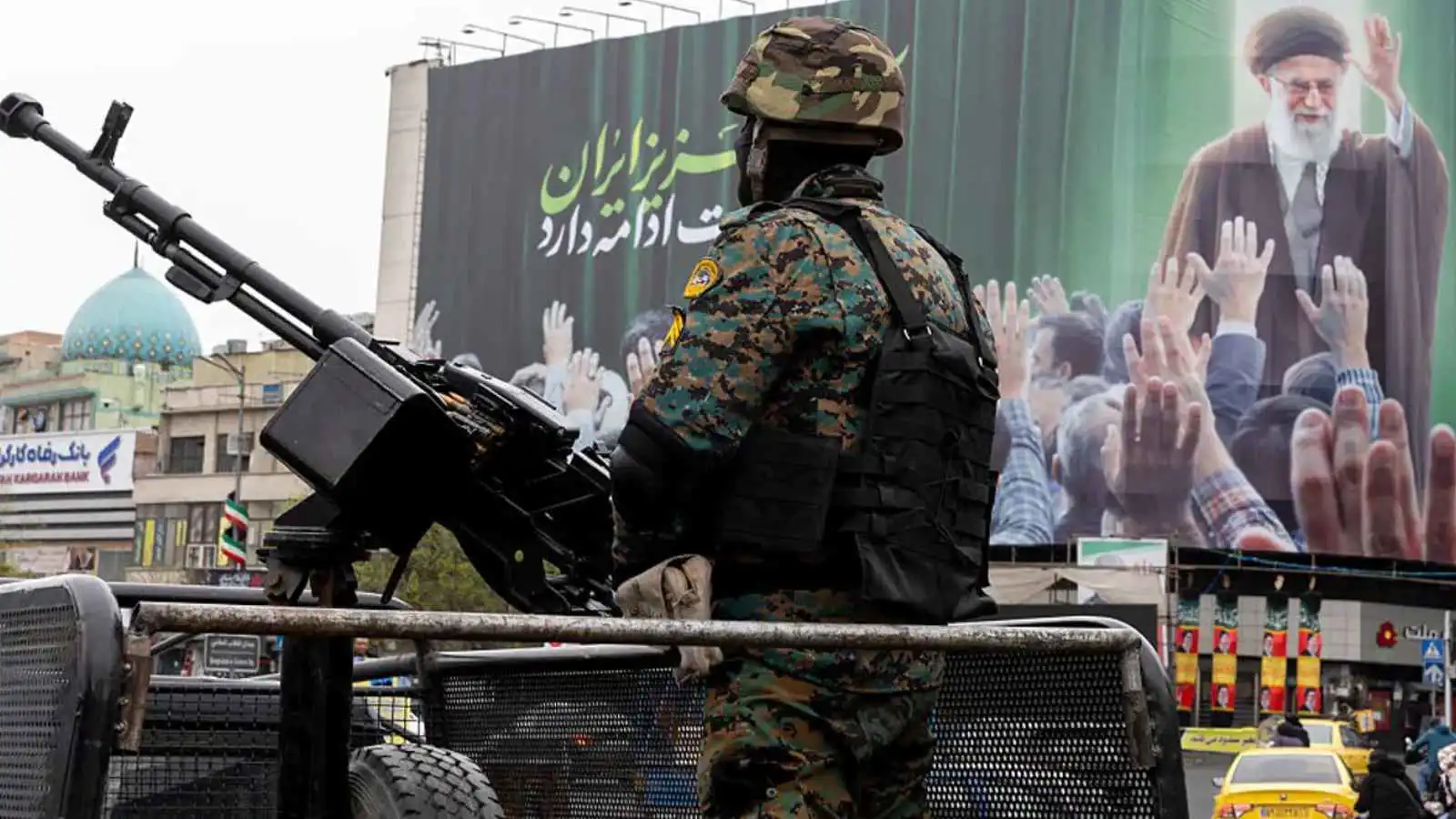 اعتقال 15 شخصًا في إيران بتهمة التخابر مع أمريكا وإسرائيل