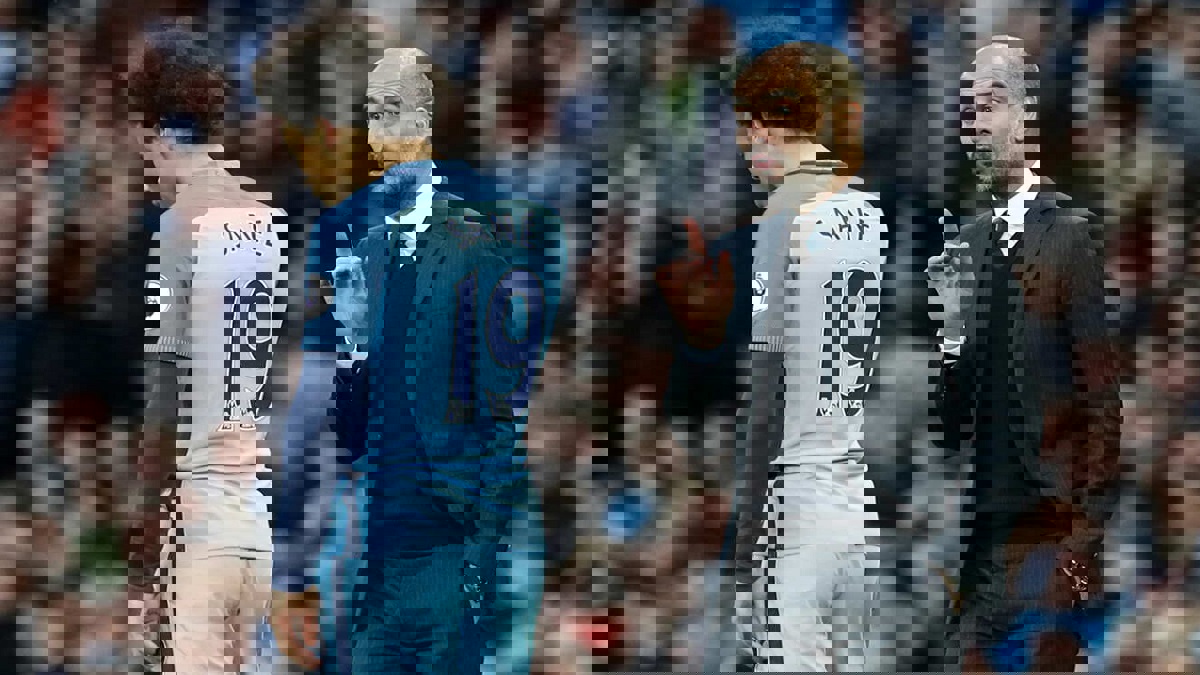 غوارديولا: لست غاضبًا من تفاوض ساني مع بايرن ميونخ