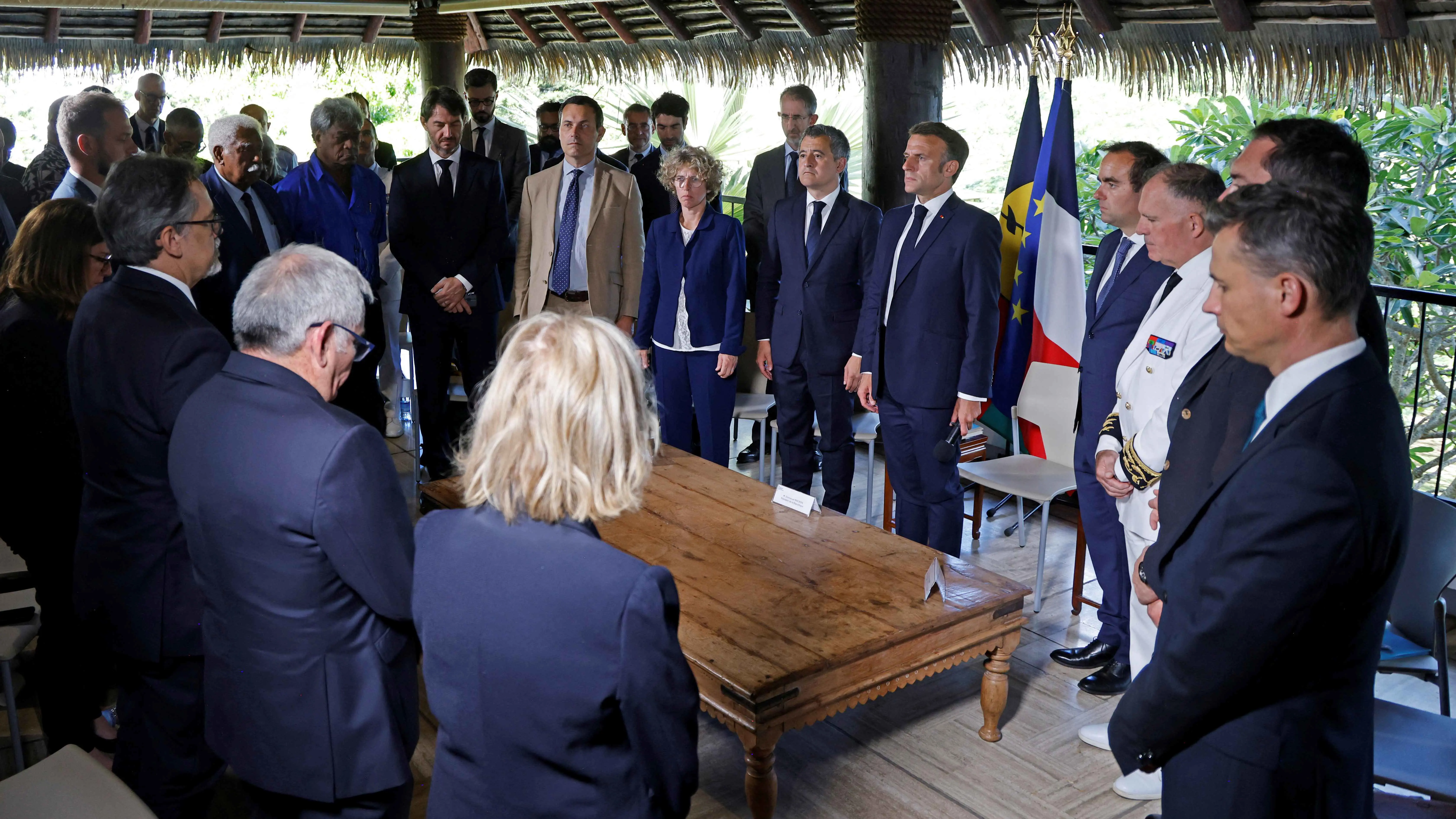 ماكرون يطلق جولة مباحثات حول مستقبل كاليدونيا الجديدة