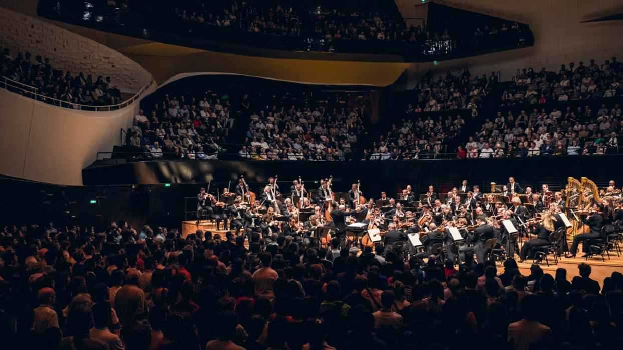 اعتقالات واضطرابات خلال حفل إسرائيلي في باريس (فيديو)