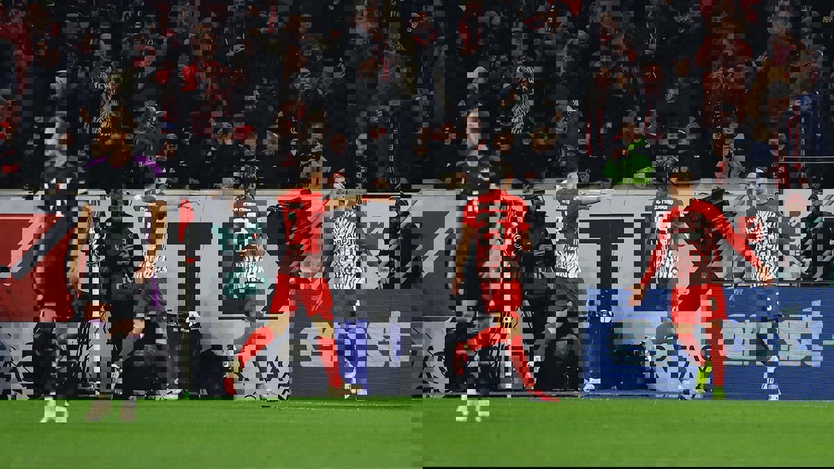 بايرن ميونخ يقدم هدية لتشابي ألونسو