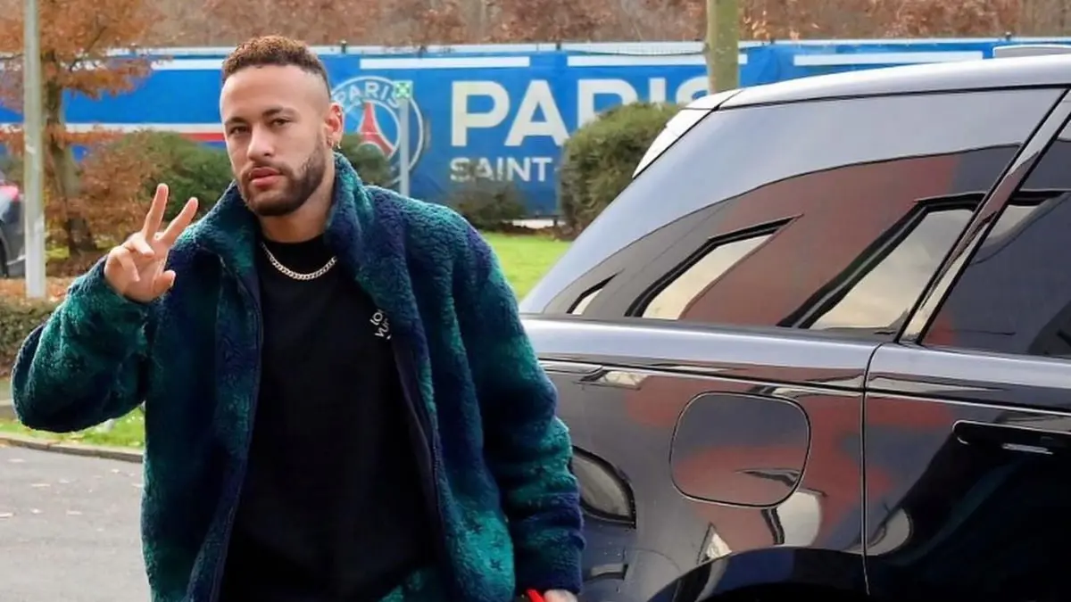 لخلافة نيمار.. باريس سان جيرمان مستعد لكسر عقد نجم برشلونة