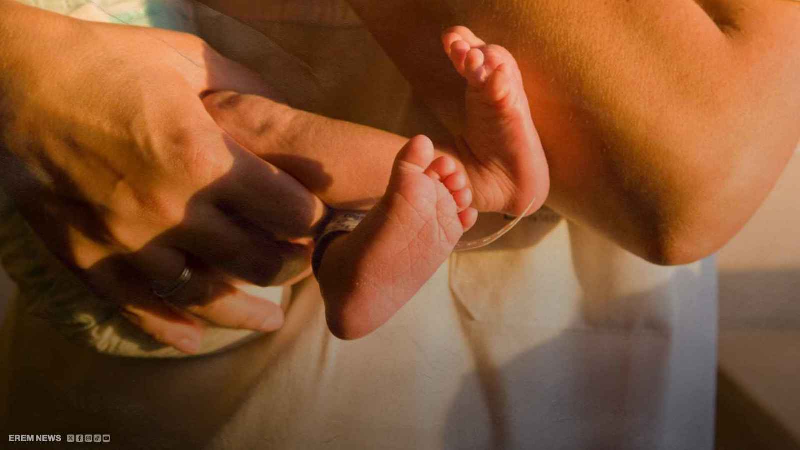  أمّ إسبانية تبيع ابنتها