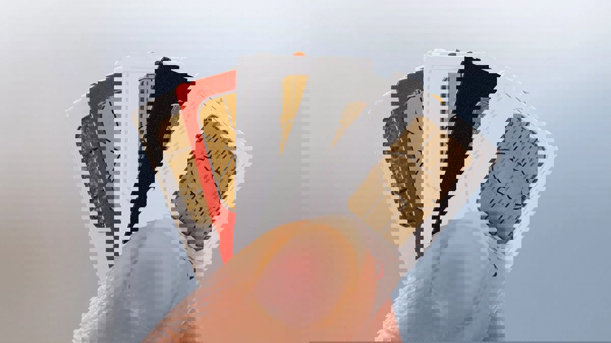 تقنية جديدة لاستخدام مخلفات بطاقات "SIM" في صناعة الأدوية
