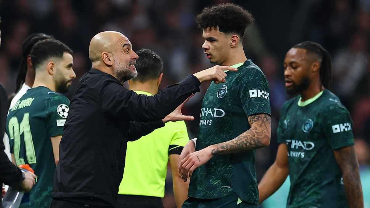 غوارديولا يراوغ الصحفيين ويرفض الحديث عن هزيمة مانشستر سيتي أمام ريال مدريد 