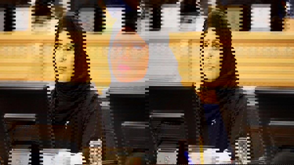 من هي حنان الأحمدي أول سعودية تشغل منصب مساعد رئيس مجلس الشورى؟