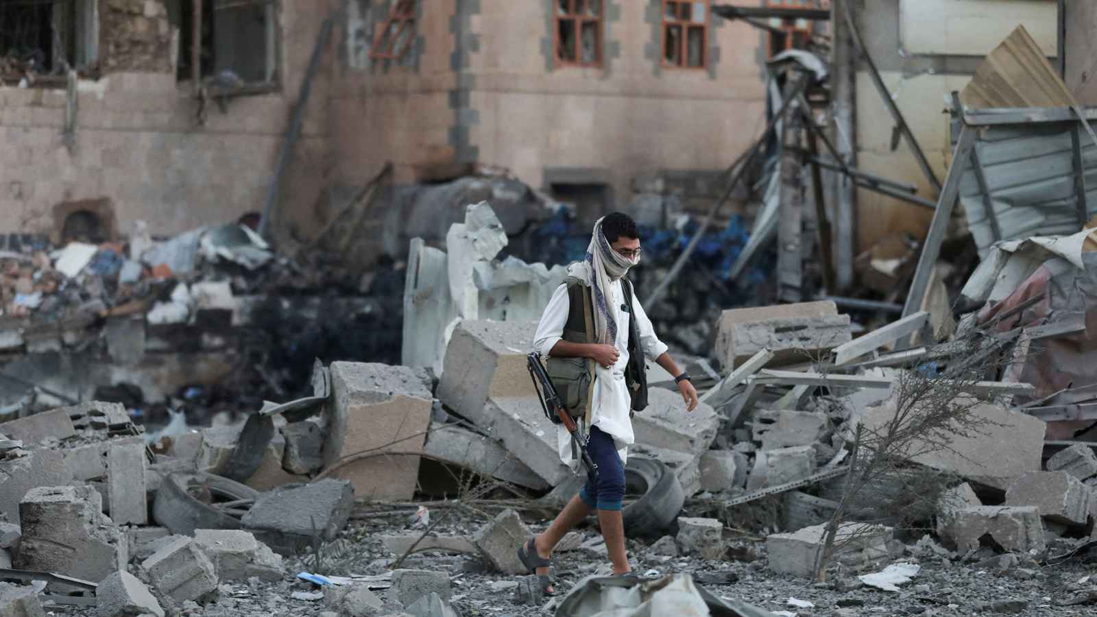 خبراء: بيان "القاعدة" عن الهجمات الأمريكية يؤكد تغول إيران في اليمن