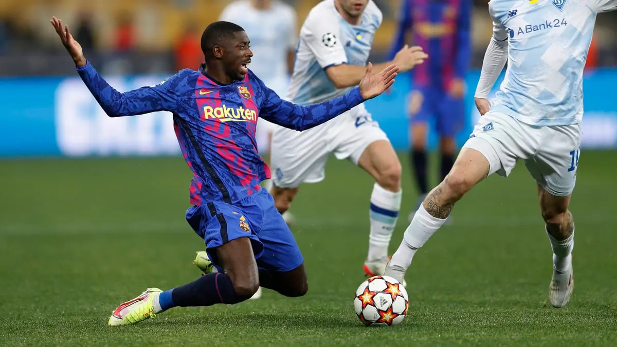 برشلونة يعلن إصابة عثمان ديمبلي وسرجينو دست