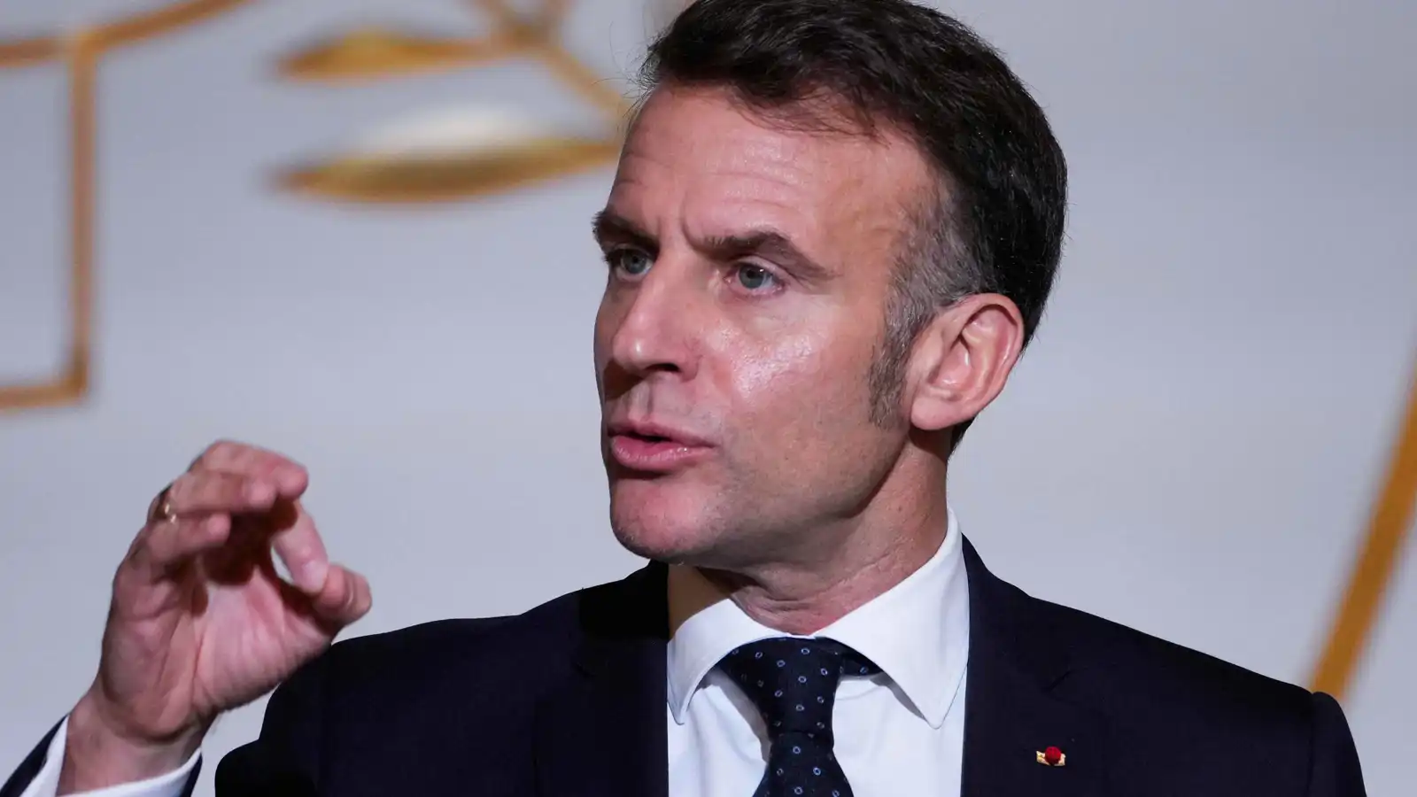 ماكرون: أعربت عن قلقي للشرع حيال التصعيد في سوريا