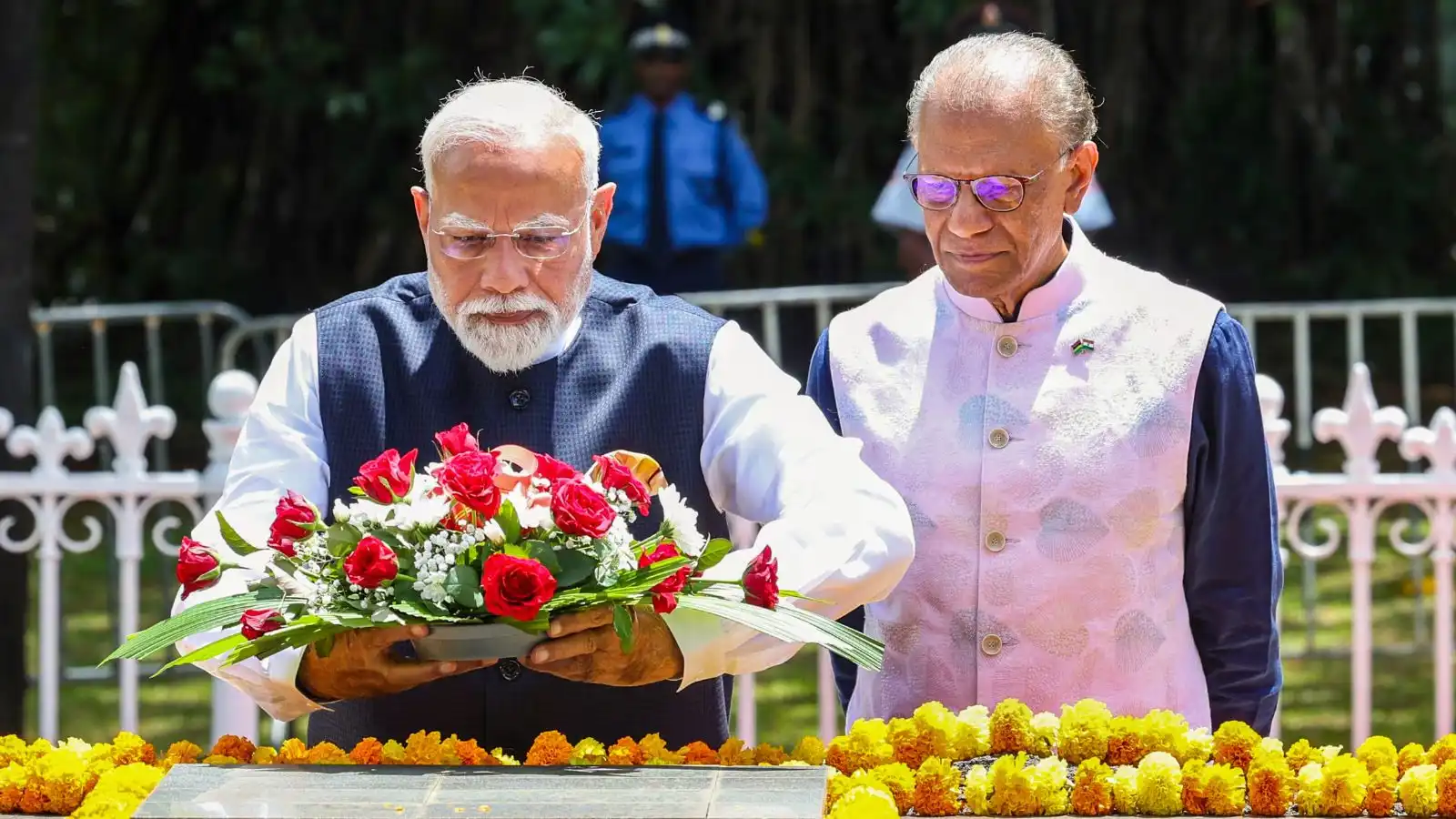 مساعدات أم قواعد عسكرية؟.. صفقة هندية مليارية تهز ميزان موريشيوس