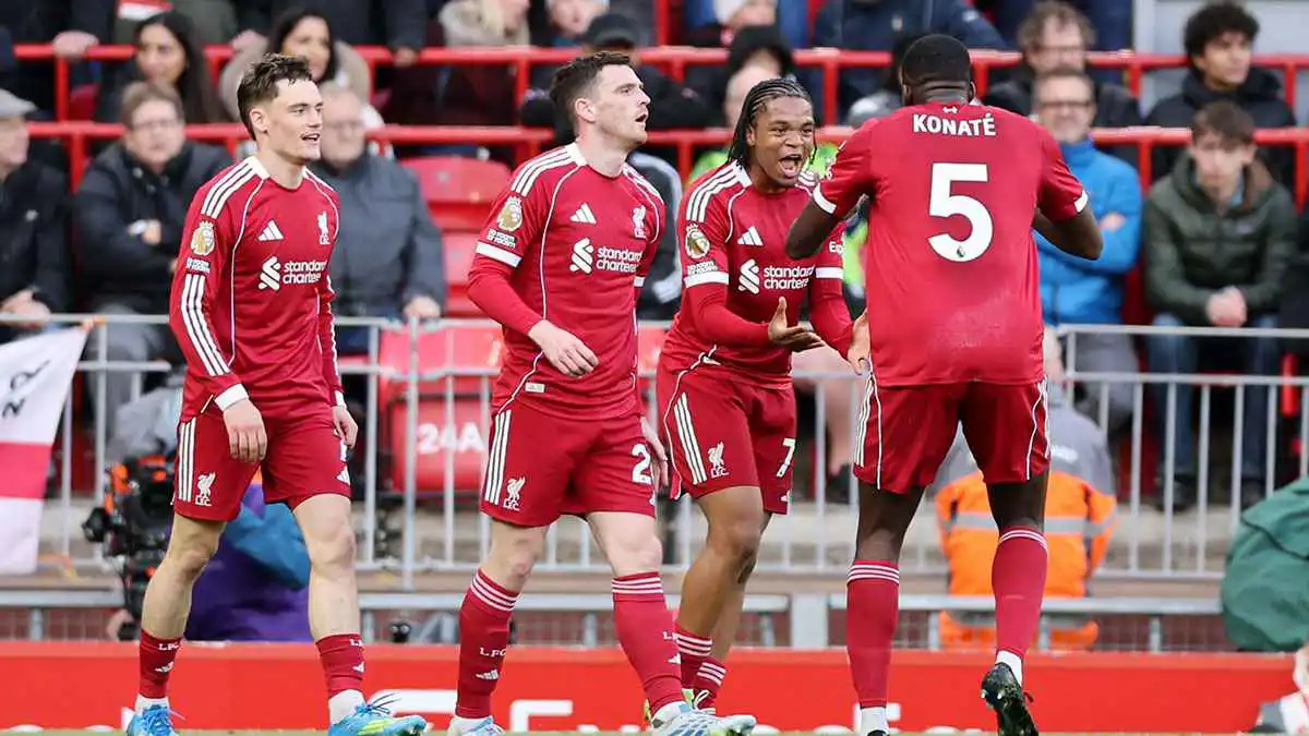 يلعب دون خوف.. جمهور ليفربول يعثر على ماني الجديد