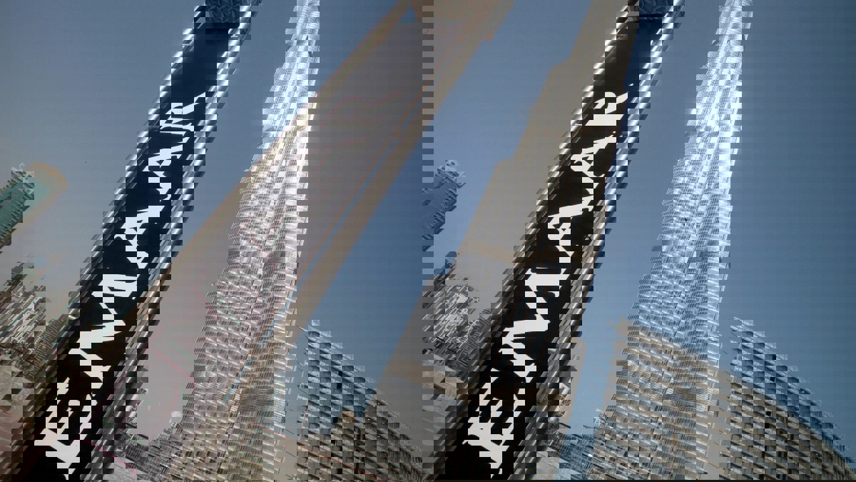 رويترز: "إعمار العقارية" تعلق بناء برج في وسط دبي