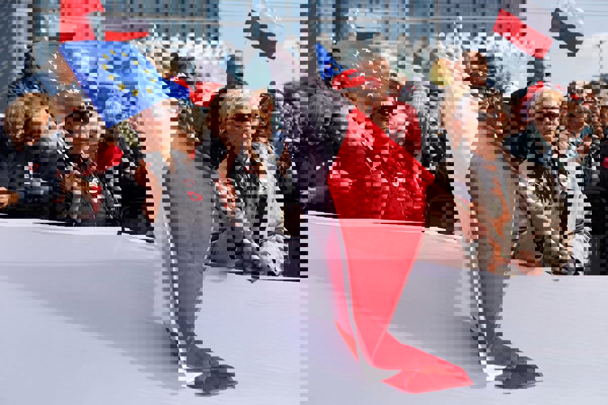 كيف ستستفيد أوروبا من حكومة جديدة في وارسو؟ 