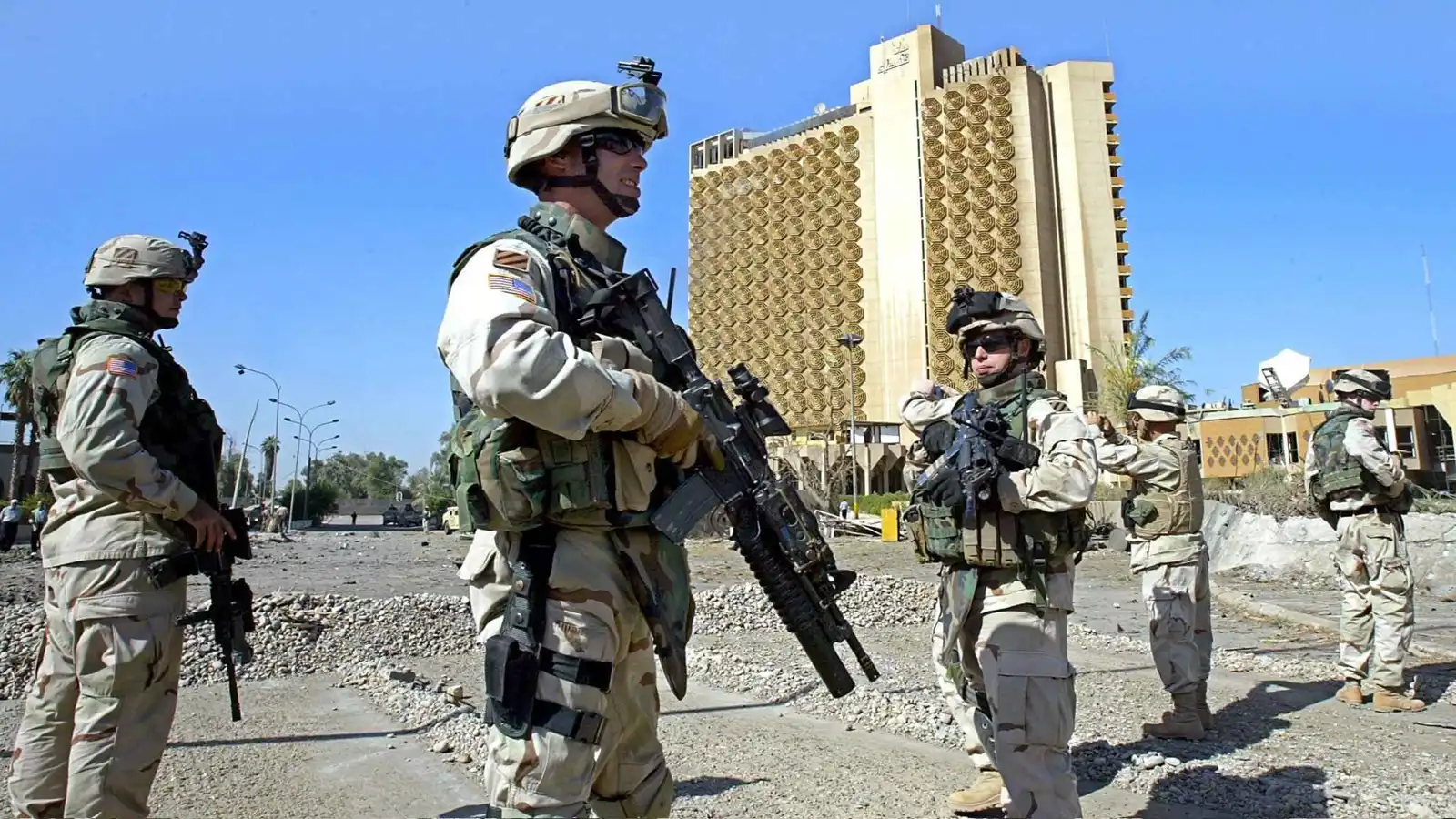 بعد ضجة واسعة.. واشنطن تنفي إجلاء قواتها من بغداد