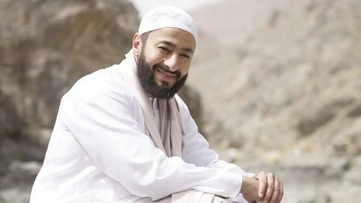 "المداح" يُرافق حمادة هلال في جولاته الغنائية (فيديو)