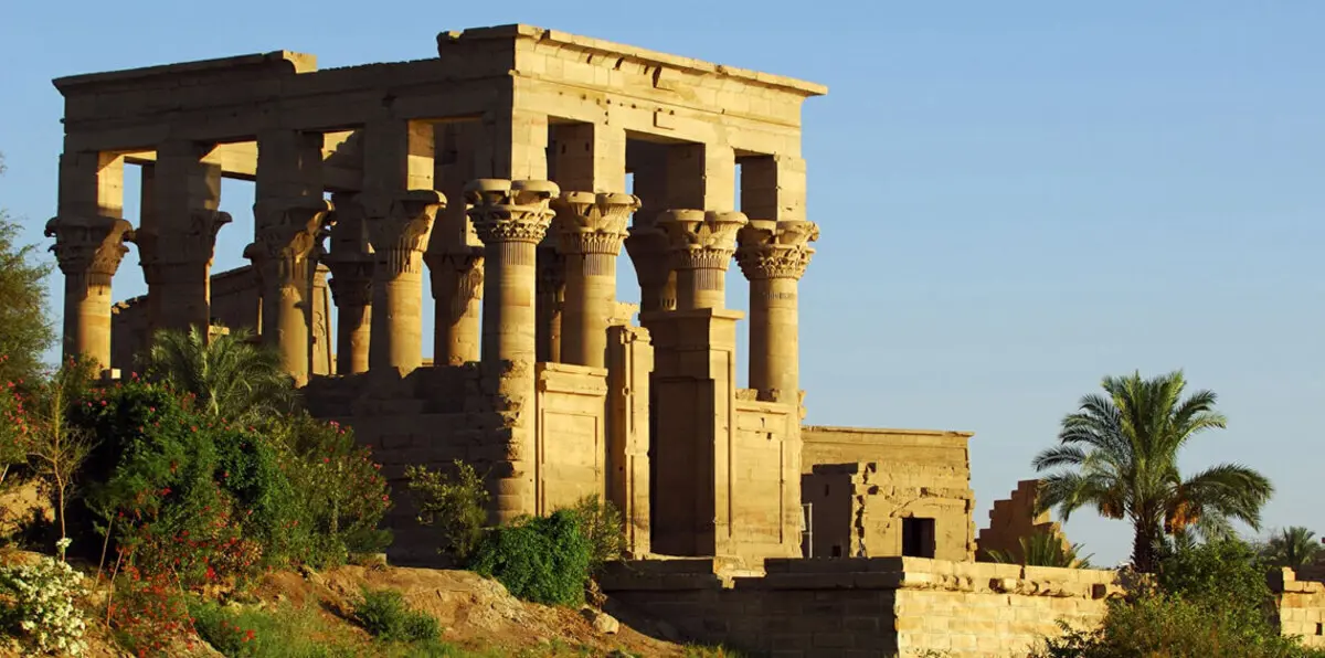 اكتشاف 4 أفران أثرية وبقايا جدران معبد فرعوني شمال مصر