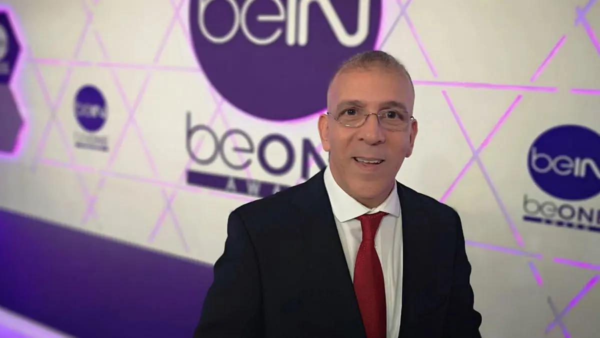 تغيير المعلق حفيظ دراجي بين شوطي مباراة إشبيلية وأتلتيكو مدريد