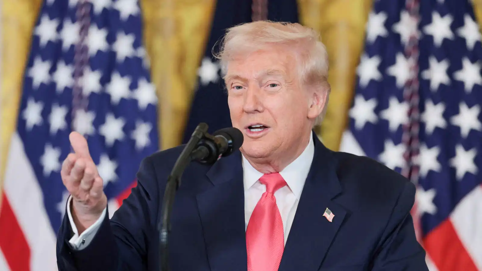 في خطوة مفاجئة.. ترامب يعلن نيته عقد اجتماع مع ممداني