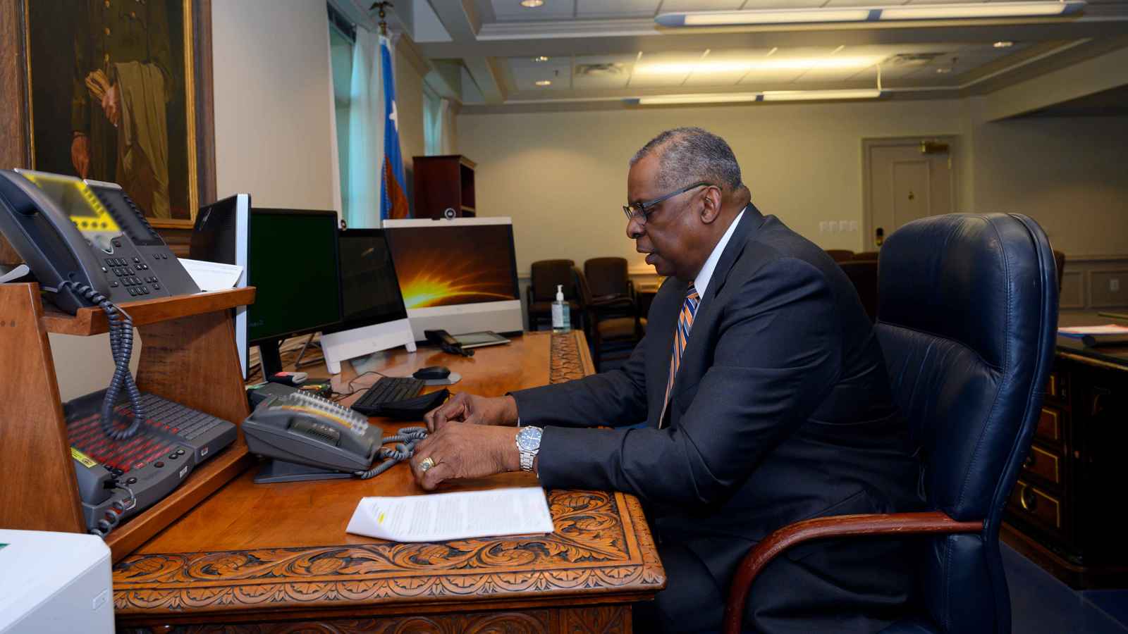 أوستن: قوات كوريا الشمالية ستدخل الحرب في أوكرانيا "قريبا"