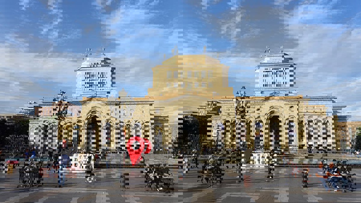 "يريفان" الأرمينية.. حاضرةٌ مسوّرةٌ بالجبال والأساطير (فيديو إرم)