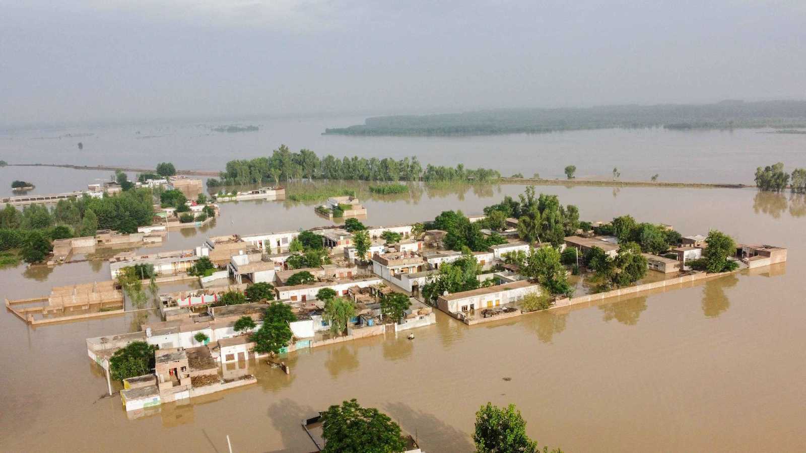 إقليم البنجاب الأكثر تضررا.. أرقام صادمة عن خسائر فيضانات باكستان