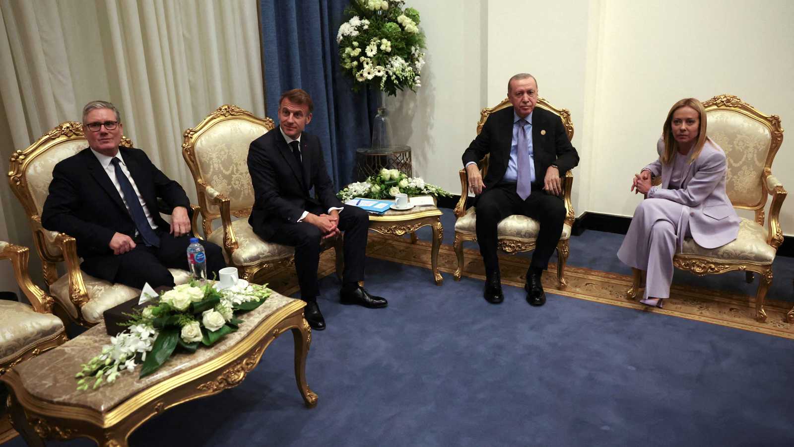 في قمة شرم الشيخ.. طلب مفاجئ من أردوغان يُحرج ميلوني (فيديو)